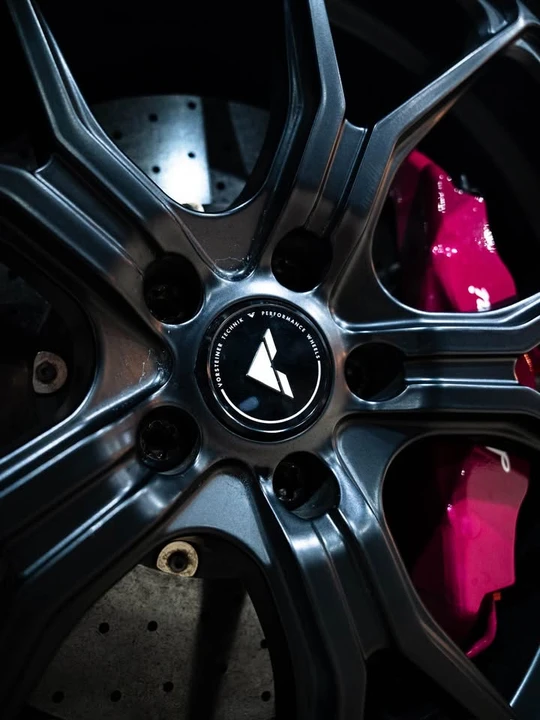 2015 Lamborghini Huracan LP610-4 - Image 8 of 19