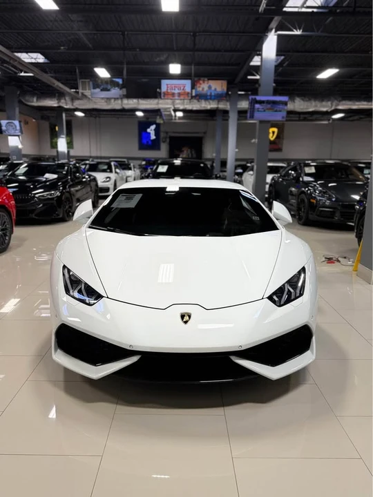 2015 Lamborghini Huracan LP610-4 - Image 2 of 8