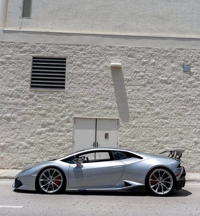 2015 Lamborghini Huracan LP610-4 - Image 2 of 2
