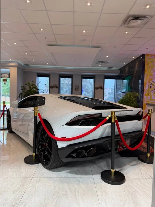 2015 Lamborghini Huracan LP610-4 - Image 3 of 8