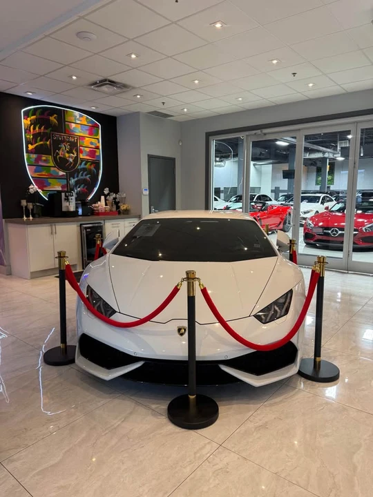 2015 Lamborghini Huracan LP610-4 - Image 2 of 8