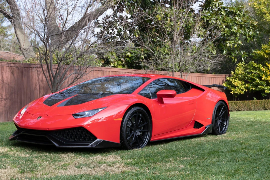 2015 Lamborghini Huracan LP610-4 - Image 2 of 28