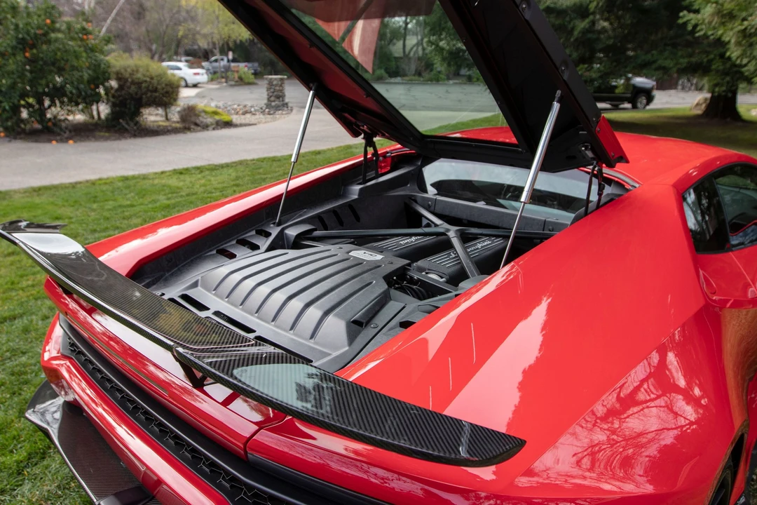2015 Lamborghini Huracan LP610-4 - Image 9 of 28