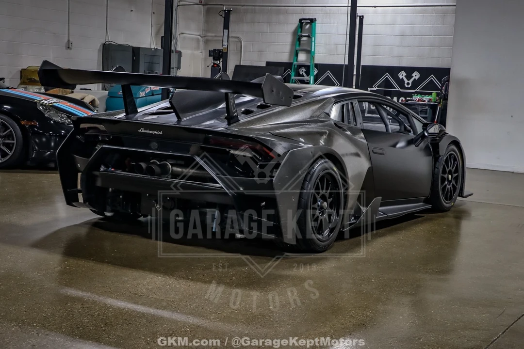 2015 Lamborghini Huracan - Image 9 of 12