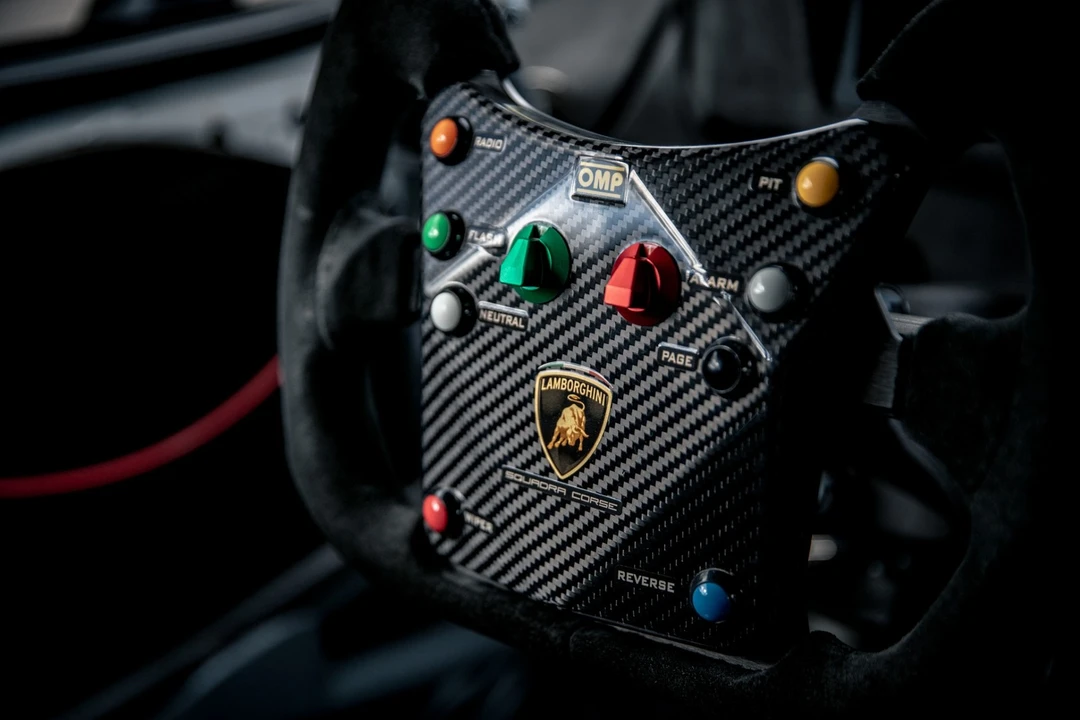 2015 Lamborghini Huracan LP610-4 - Image 12 of 12