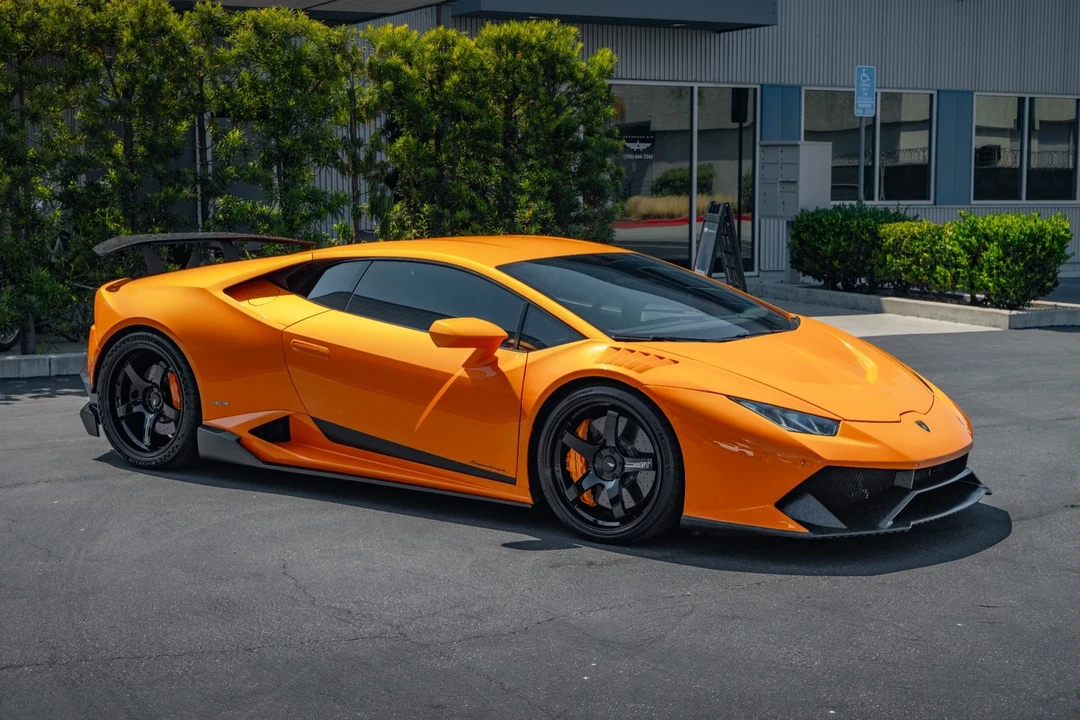 2015 Lamborghini Huracan LP610-4 - Image 4 of 12