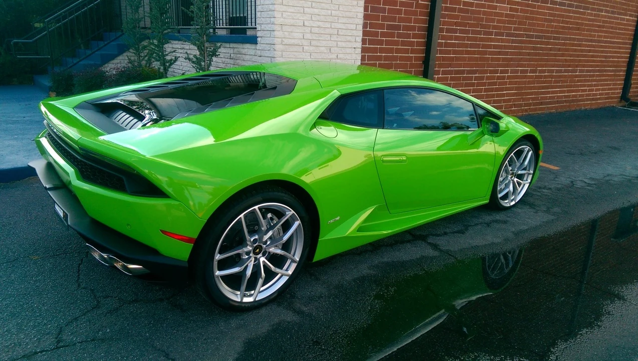 2015 Lamborghini Huracan LP610-4 - Image 2 of 5