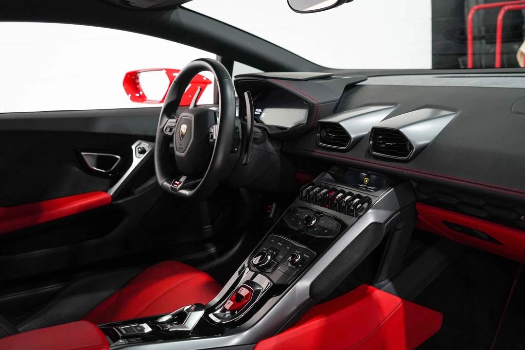 2015 Lamborghini Huracan LP610-4 - Image 15 of 31