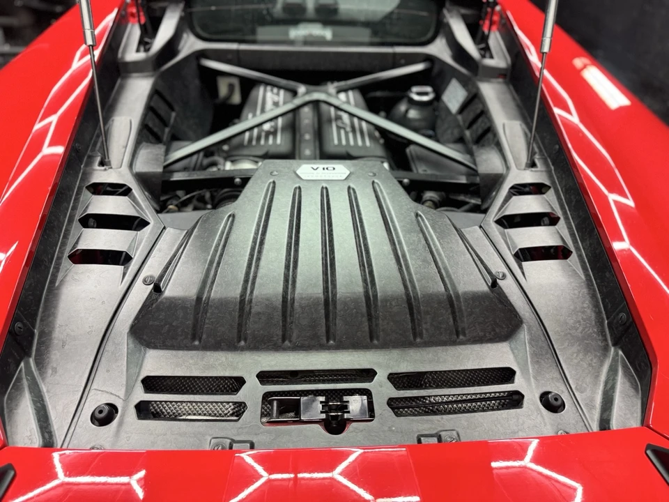 2015 Lamborghini Huracan LP610-4 - Image 12 of 19