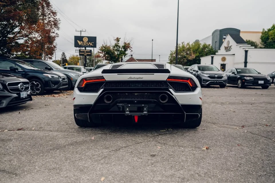 2015 Lamborghini Huracan LP610-4 - Image 9 of 20
