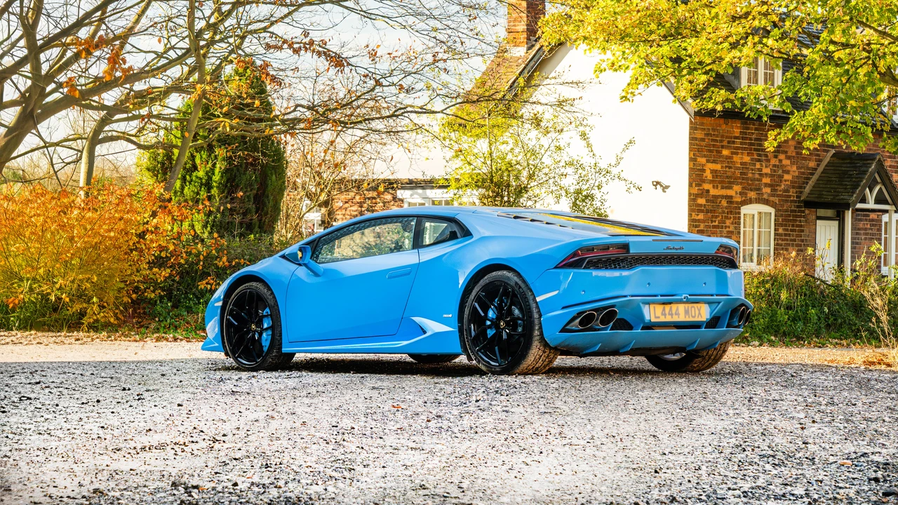 2015 Lamborghini Huracan LP610-4 - Image 9 of 19
