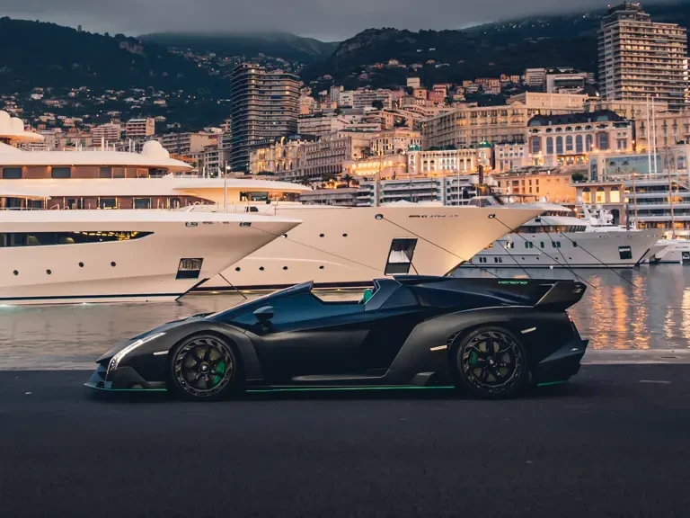 2015 Lamborghini Veneno - Image 18 of 19
