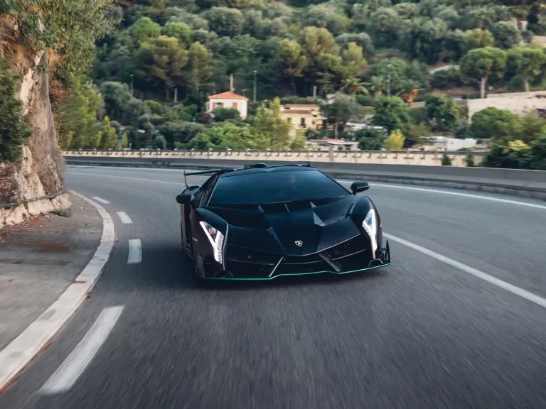 2015 Lamborghini Veneno - Image 15 of 19