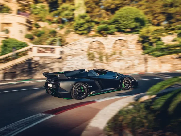 2015 Lamborghini Veneno - Image 16 of 19