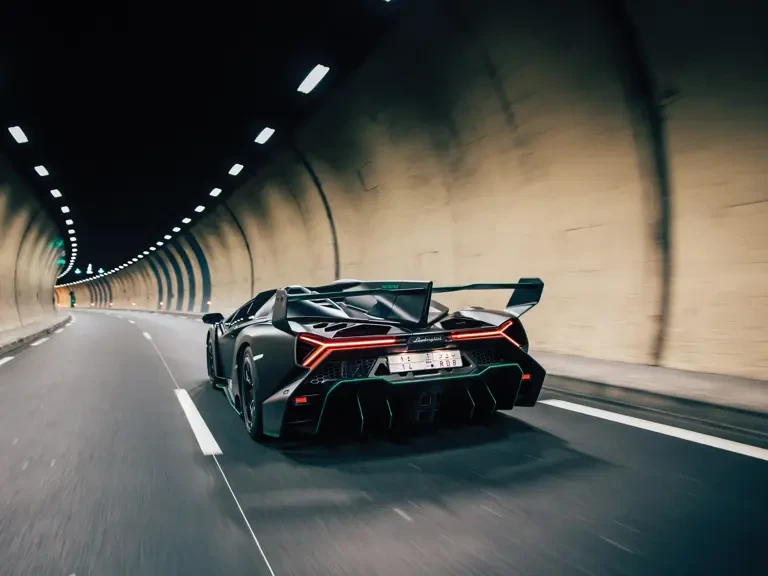 2015 Lamborghini Veneno - Image 14 of 19