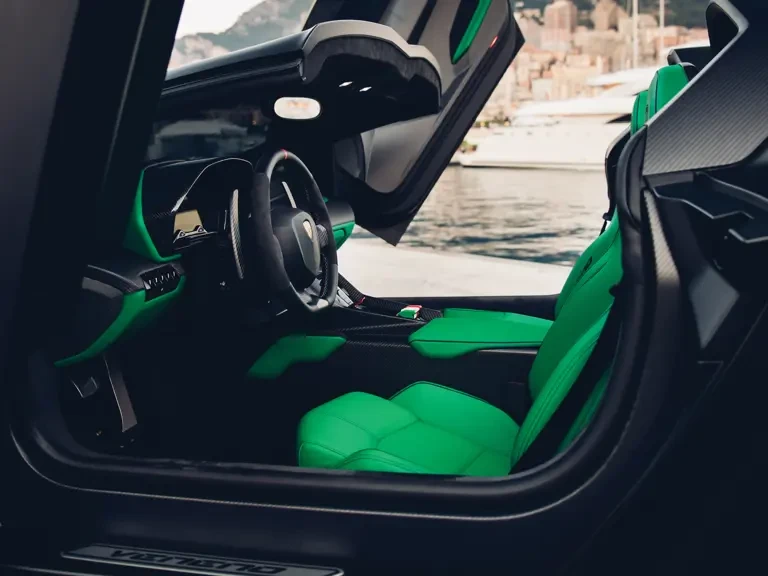 2015 Lamborghini Veneno - Image 4 of 19