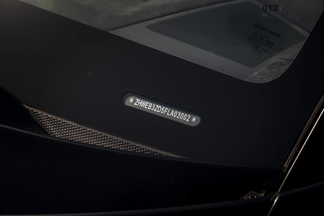 2015 Lamborghini Veneno - Image 5 of 5