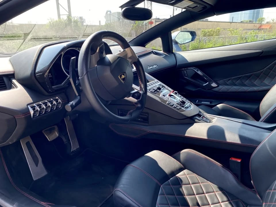 2015 Lamborghini Aventador LP700-4 - Image 4 of 9
