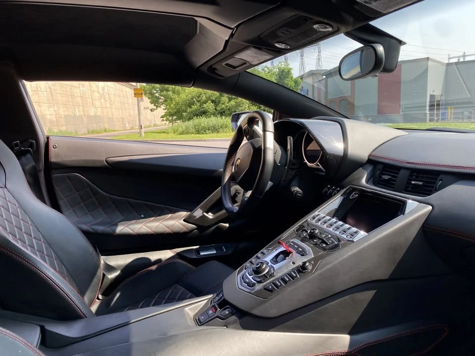 2015 Lamborghini Aventador LP700-4 - Image 3 of 9