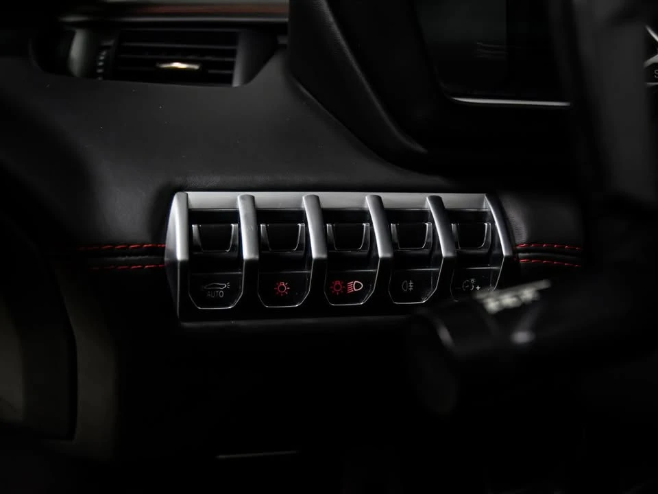 2015 Lamborghini Aventador LP700-4 - Image 12 of 15