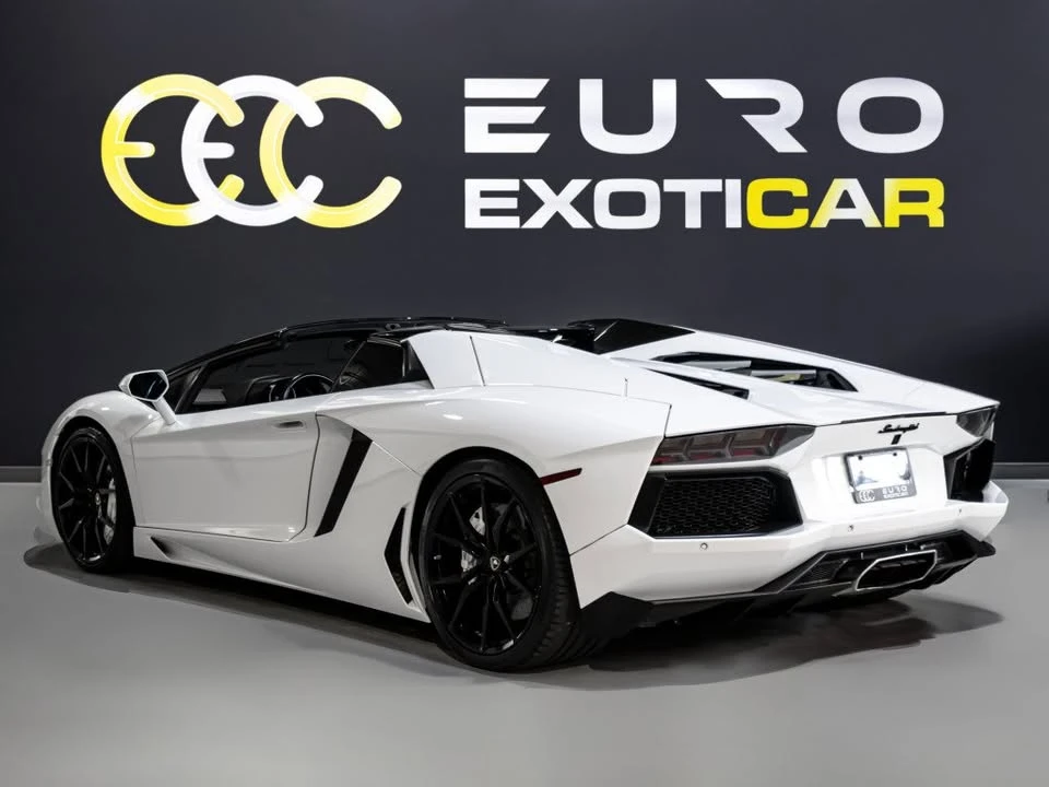 2015 Lamborghini Aventador LP700-4 - Image 4 of 15