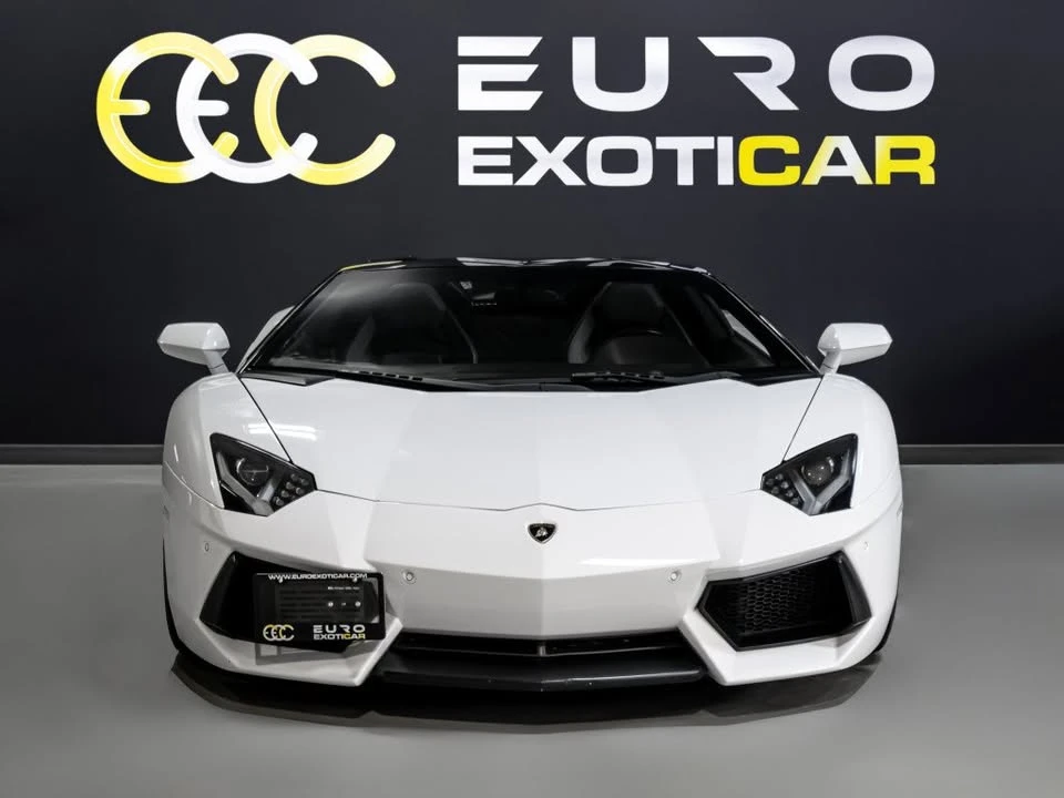 2015 Lamborghini Aventador LP700-4 - Image 2 of 15
