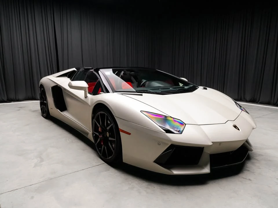 2015 Lamborghini Aventador LP700-4 - Image 12 of 16