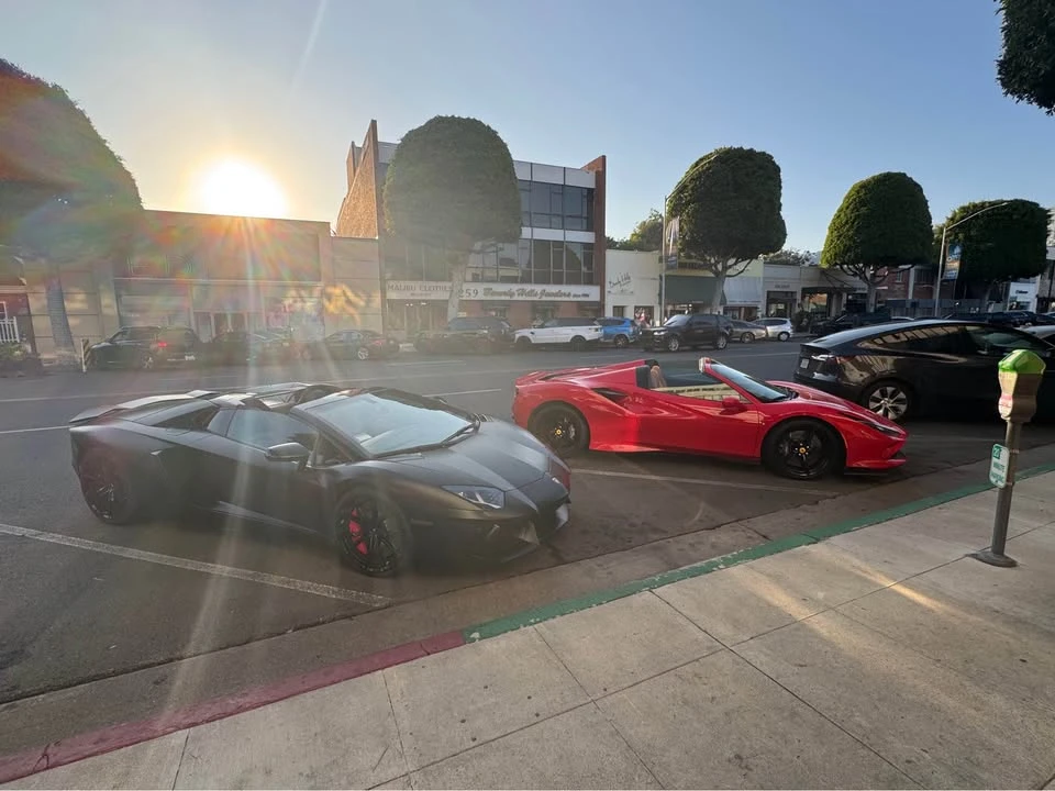 2015 Lamborghini Aventador LP700-4 - Image 2 of 6