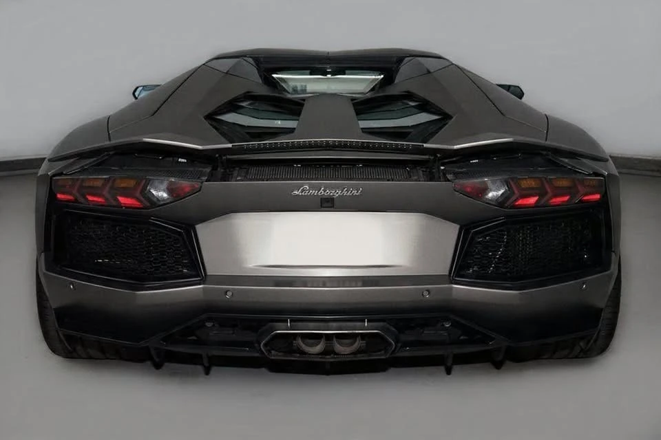 2015 Lamborghini - Image 6 of 19