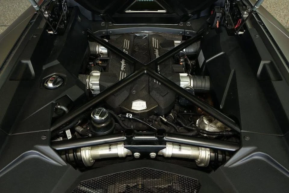 2015 Lamborghini - Image 19 of 19
