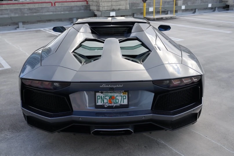 2015 Lamborghini Aventador LP700-4 - Image 13 of 20