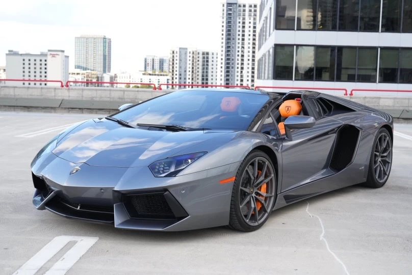 2015 Lamborghini Aventador LP700-4 - Image 4 of 20