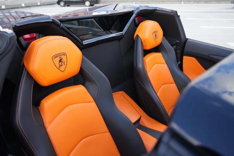 2015 Lamborghini Aventador LP700-4 - Image 8 of 20