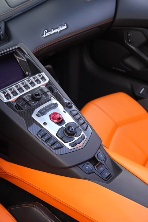 2015 Lamborghini Aventador LP700-4 - Image 6 of 20