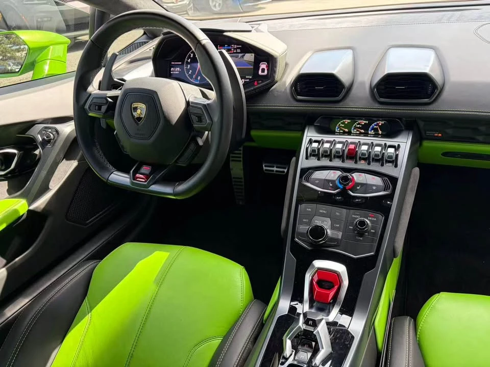 2015 Lamborghini Huracan LP610-4 - Image 10 of 16