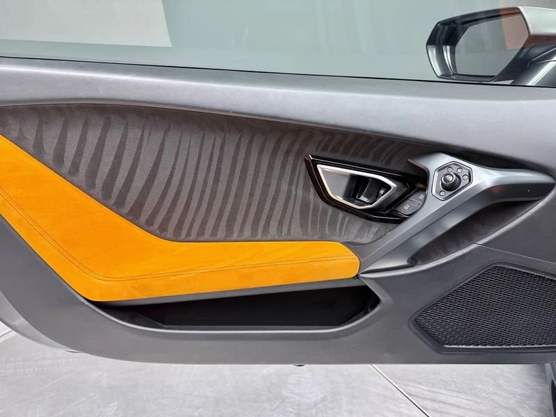 2015 Lamborghini Huracan LP610-4 - Image 12 of 17