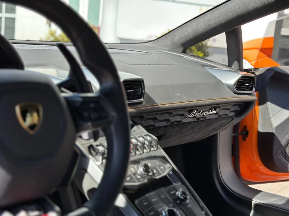 2015 Lamborghini Huracan LP610-4 - Image 5 of 9
