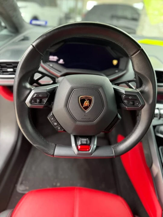 2015 Lamborghini Huracan LP610-4 - Image 9 of 10