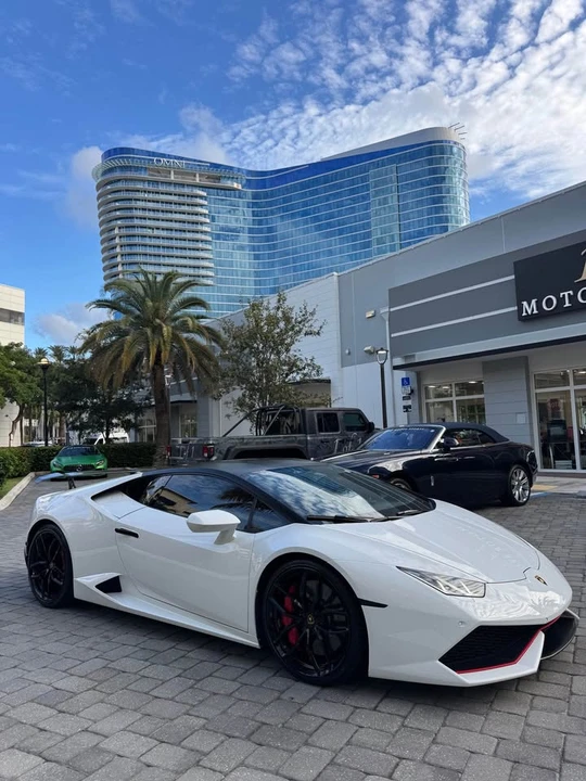 2015 Lamborghini Huracan LP610-4 - Image 5 of 9