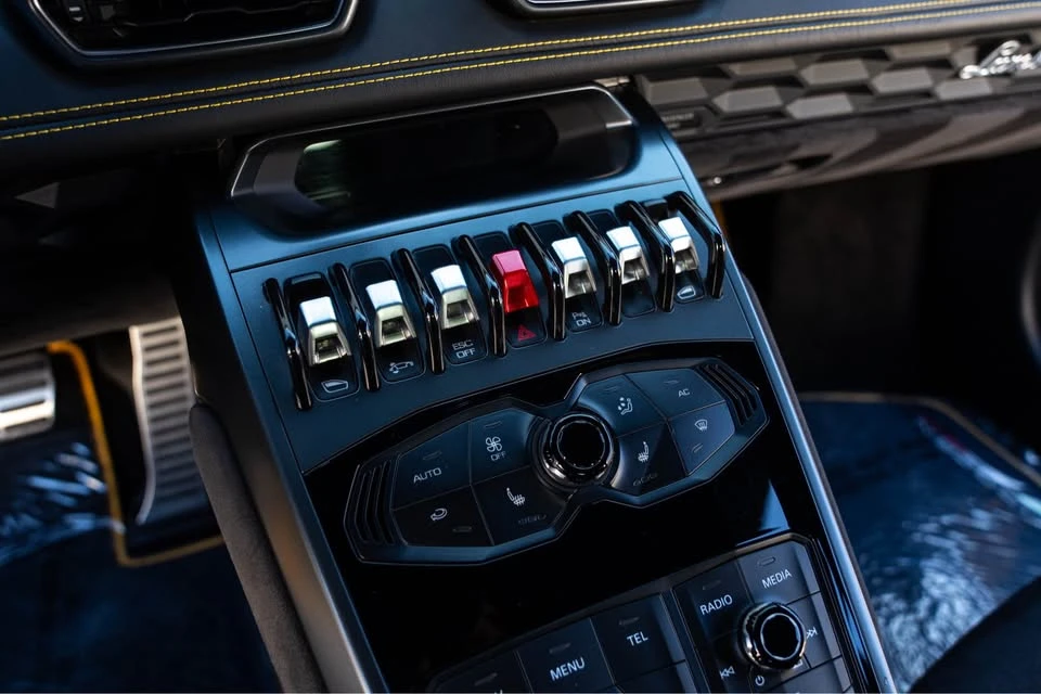 2015 Lamborghini Huracan LP610-4 - Image 14 of 19