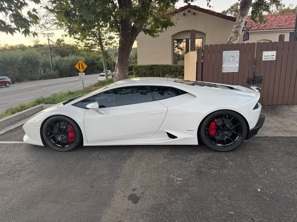 2015 Lamborghini Huracan LP610-4 - Image 8 of 12