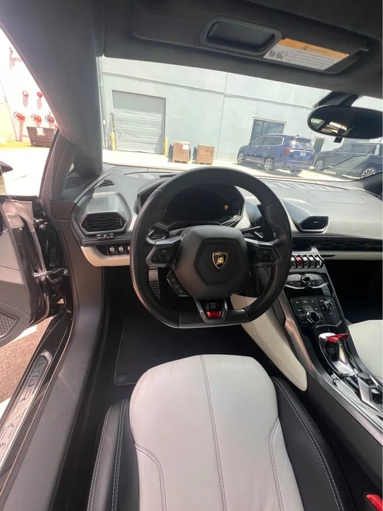2015 Lamborghini Huracan LP610-4 - Image 4 of 14