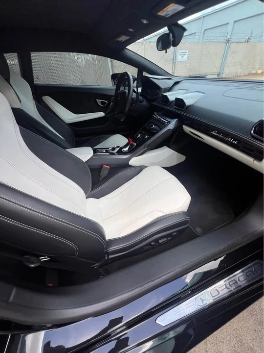 2015 Lamborghini Huracan LP610-4 - Image 9 of 14