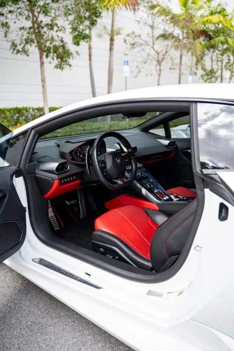 2015 Lamborghini Huracan LP610-4 - Image 11 of 17
