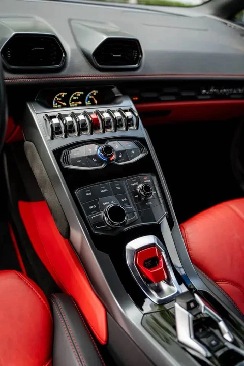 2015 Lamborghini Huracan LP610-4 - Image 14 of 17