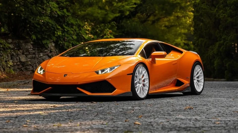 2015 Lamborghini Huracan LP610-4 - Image 3 of 20