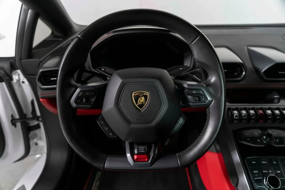 2015 Lamborghini Huracan LP610-4 - Image 9 of 12