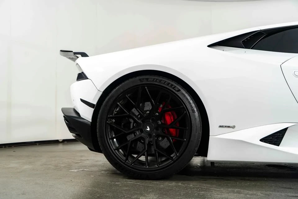 2015 Lamborghini Huracan LP610-4 - Image 6 of 12