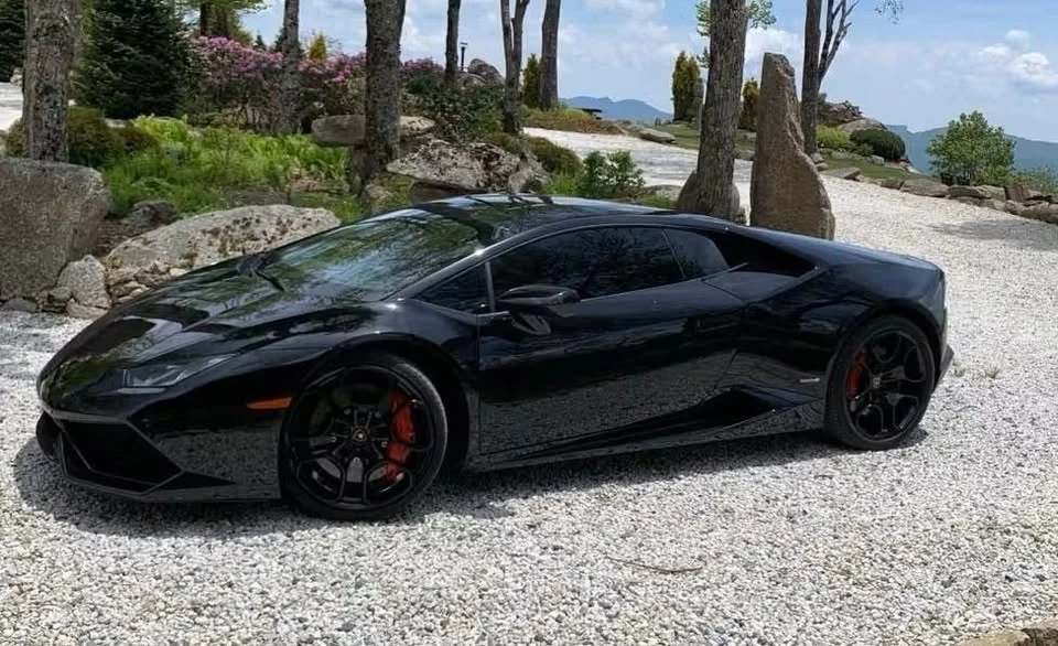 2015 Lamborghini Huracan LP610-4 - Image 2 of 11