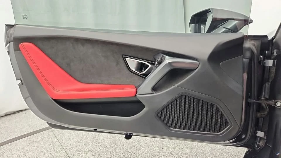 2015 Lamborghini Huracan LP610-4 - Image 14 of 19